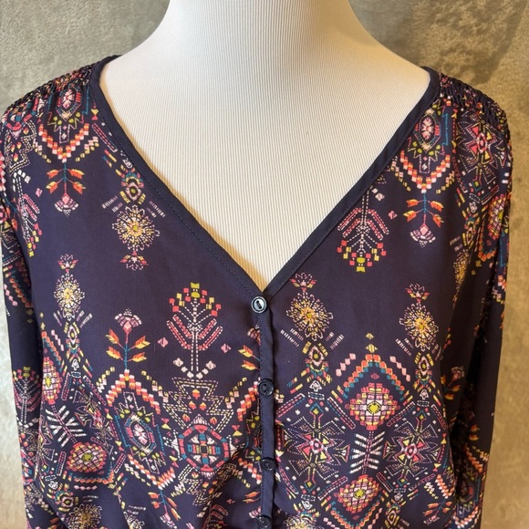 Maurices Aztec Tribal Floral Bohemian V-Neck Blouse Wmn’s Sz L - Picture 2 of 11